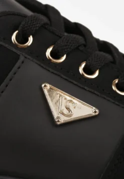 Czarne Chunky Sneakersy z Trójkątną Aplikacją VICES na Platformie Cezaline