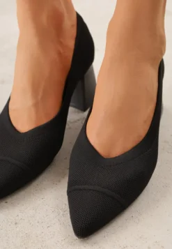 Czarne Czółenka VICES z Dzianiny na Geometrycznym Słupku z Wkładką Soft-Step Daphilane