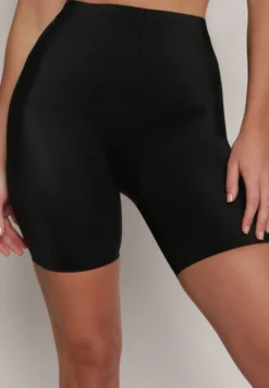 Czarne Elastyczne Szorty Biker Modelujące High Waist Swierisa