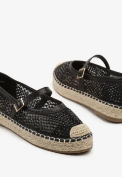 Czarne Espadryle Ozdobione Plecionką i Ażurową Cholewką Rinelona