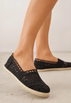 Czarne Espadryle z Ażurową Cholewką i Plecioną Podeszwą Gratifyinglys