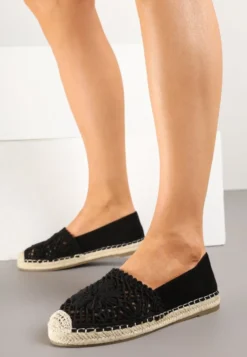 Czarne Espadryle z Ażurową Cholewką i Plecionką Sdivena
