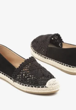 Czarne Espadryle z Ażurową Cholewką i Plecionką Sdivena