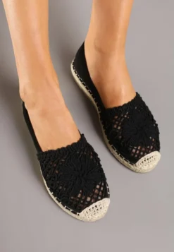 Czarne Espadryle z Ażurową Cholewką i Plecionką Sdivena