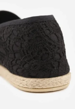 Czarne Espadryle z Koronkową Cholewką i Podeszwą z Plecionki Marilex