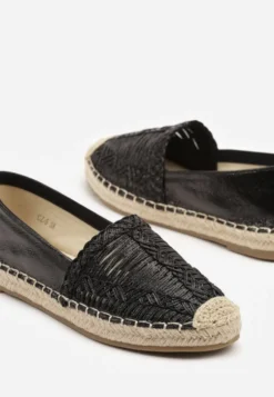 Czarne Espadryle z Ozdobną Plecionką na Cholewce w Stylu Boho Adisella