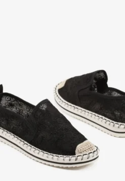 Czarne Espadryle z Ozdobną Plecionką Eranoria