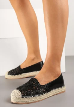 Czarne Espadryle z Ozdobną Plecionką i Ażurową Cholewką Rivwia