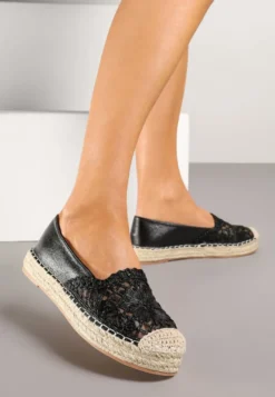 Czarne Espadryle z Ozdobną Plecionką i Ażurową Cholewką Rivwia