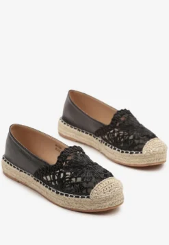 Czarne Espadryle z Ozdobną Plecionką i Ażurową Cholewką Rivwia