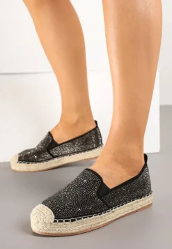Czarne Espadryle z Plecionką i Cyrkoniami Calinorie