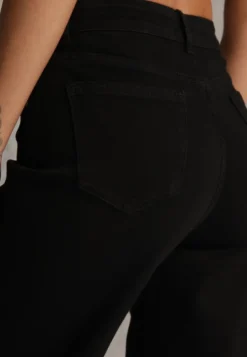 Czarne Jeansy High Waist z Szeroką Nogawką Riloresa