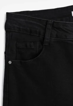 Czarne Jeansy o Fasonie Skinny Push Up Vosea