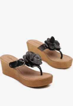 Czarne Klapki Japonki na Koturnie Ozdobione Kwiatami 3D Olími