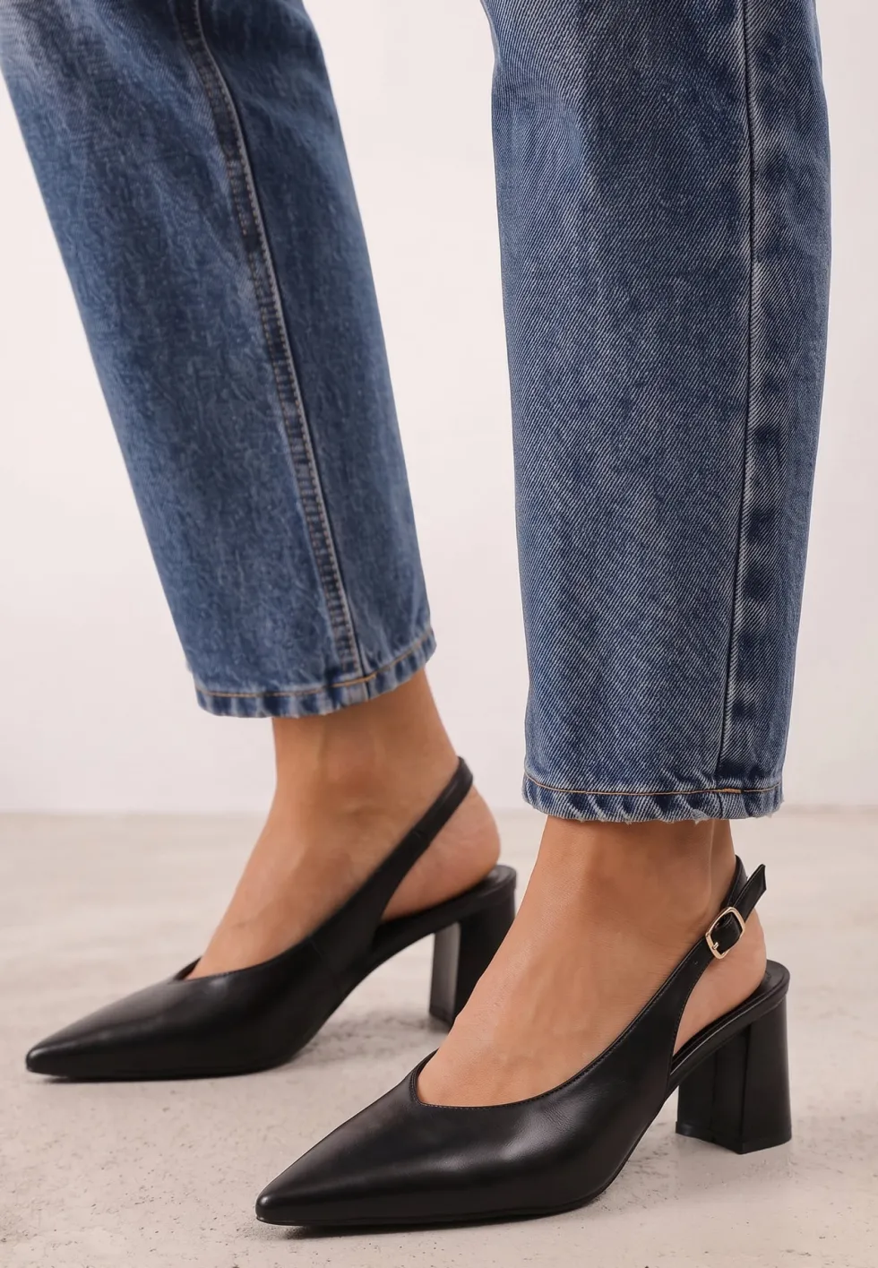 Czarne Klasyczne Czółenka Slingback na Słupku ze Szpiczastym Noskiem Dolmisa