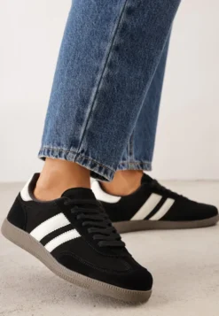 Czarne Klasyczne Sneakersy Typu Tenisówki ze Skóry Naturalnej Azurra