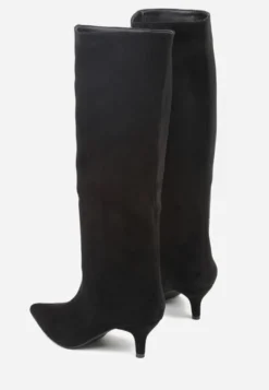Czarne Kozaki na Kaczuszce z Elegancką Cholewką do Kolana Tesema
