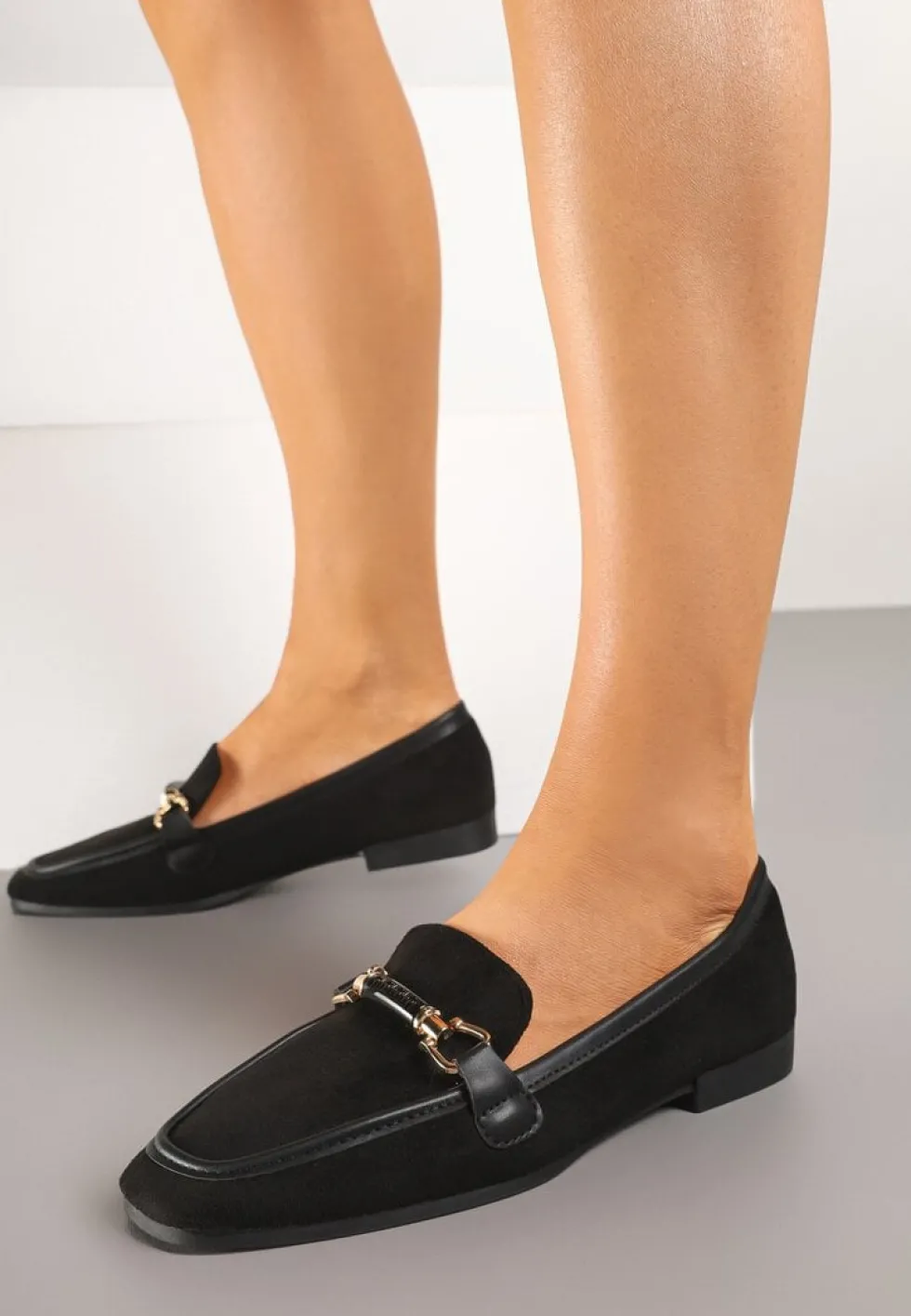 Czarne Mokasyny w Stylu Klasycznych Loafersów Effena