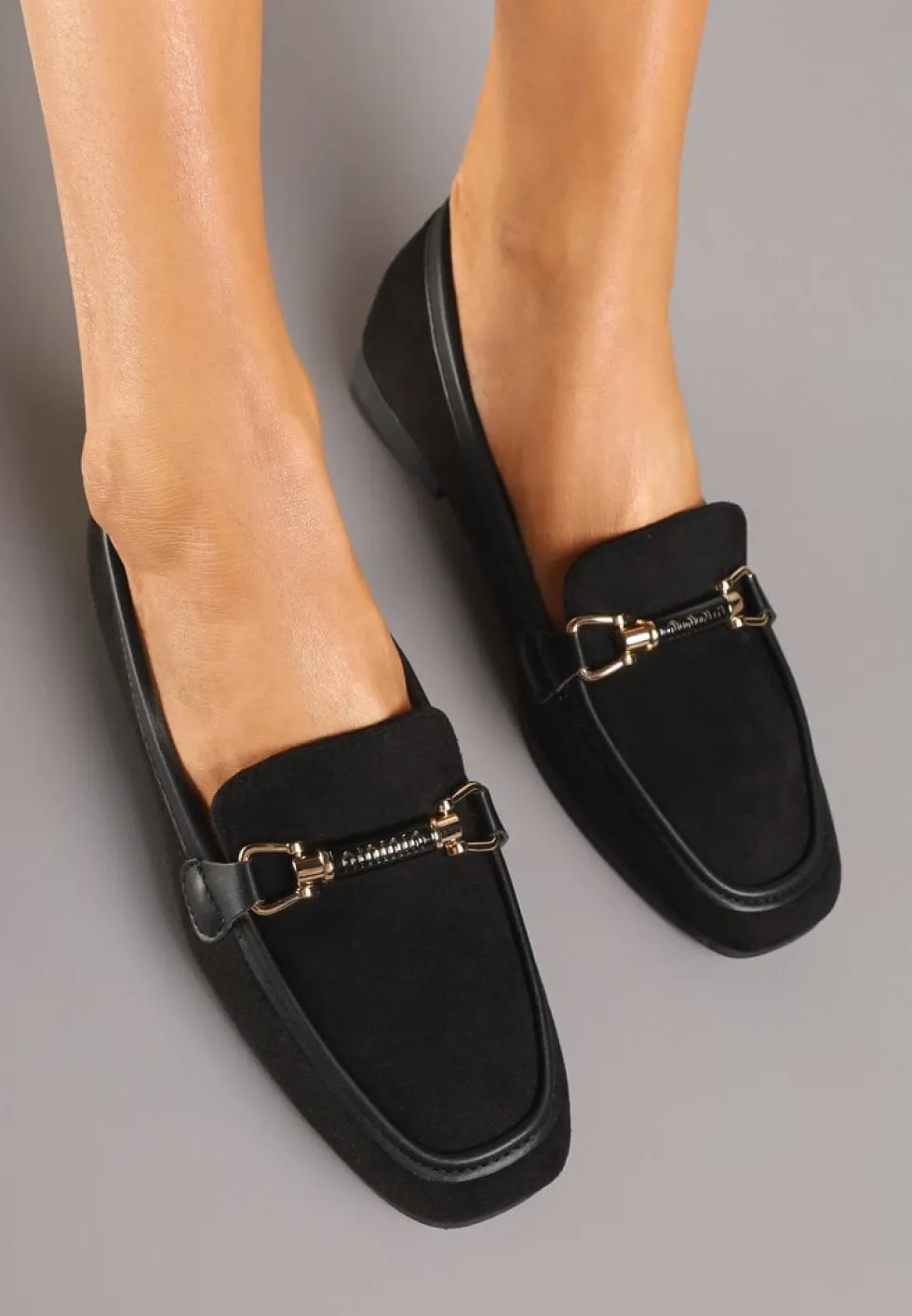 Czarne Mokasyny w Stylu Klasycznych Loafersów Effena