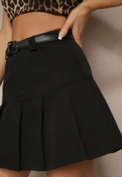 Czarne Plisowane Spódnico-Spodenki z Dodatkiem Wiskozy High Waist Ozdobione Paskiem Selivia