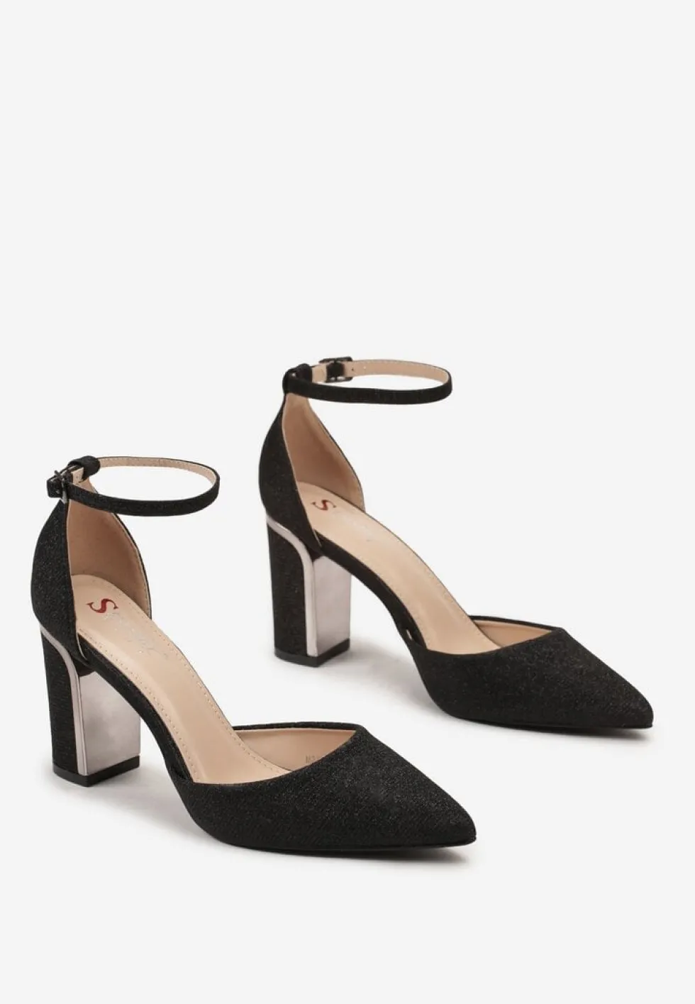 Czarne Połyskujące Czółenka na Słupku Dervia