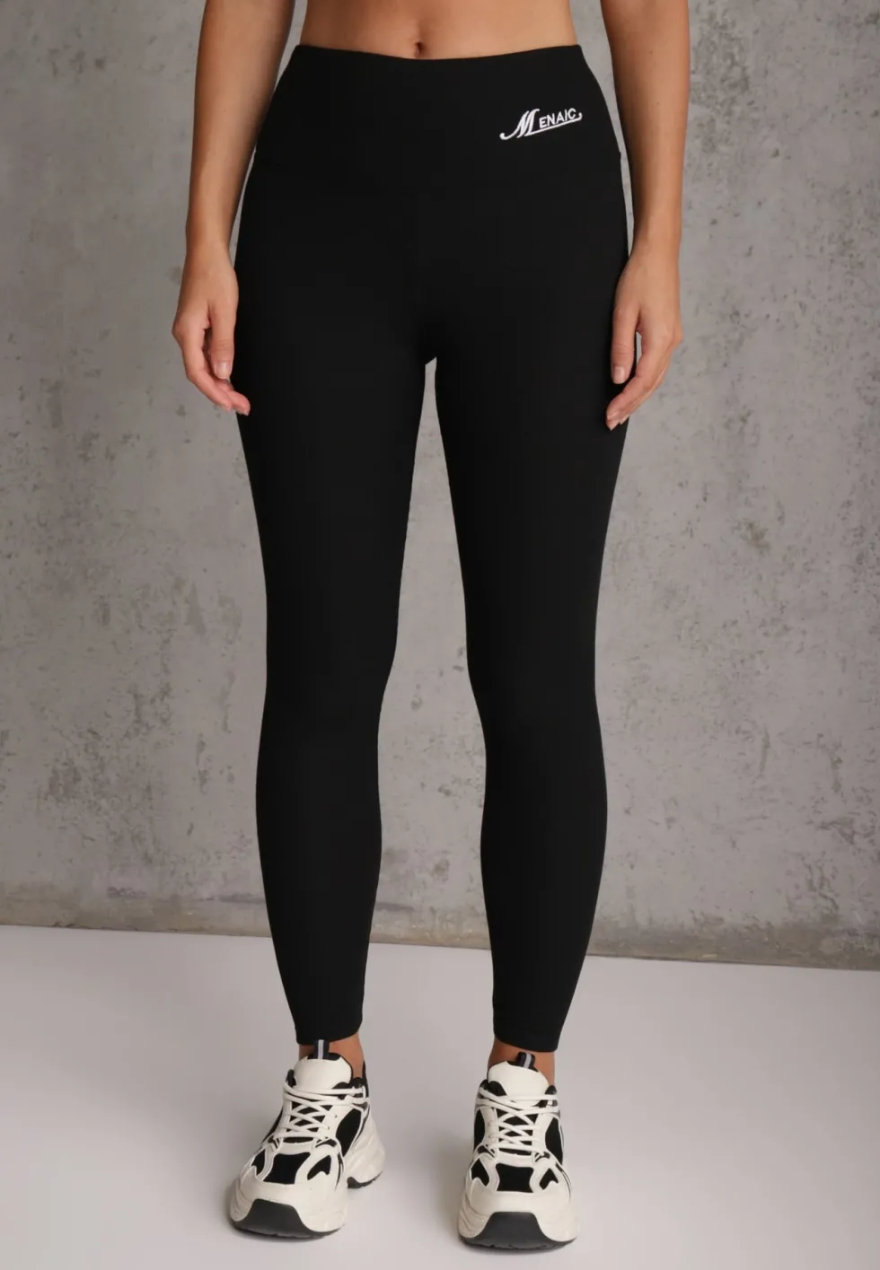 Czarne Prążkowane Legginsy High Waist z Haftowanym Napisem z Boku Eunedeia