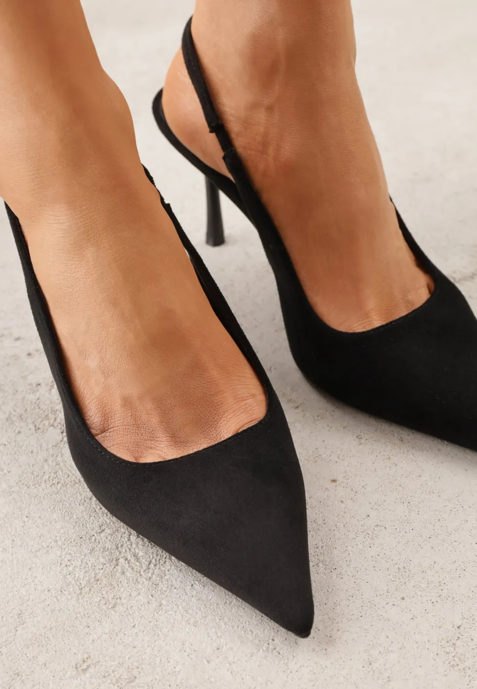 Czarne Sandały Slingback na Szpilce z Imitacji Zamszu Carilona