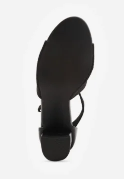 Czarne Sandały Soft Fit VICES na Obcasie w Stylu Botków z Elastyczną Ażurową Cholewką Comfort Omphopis