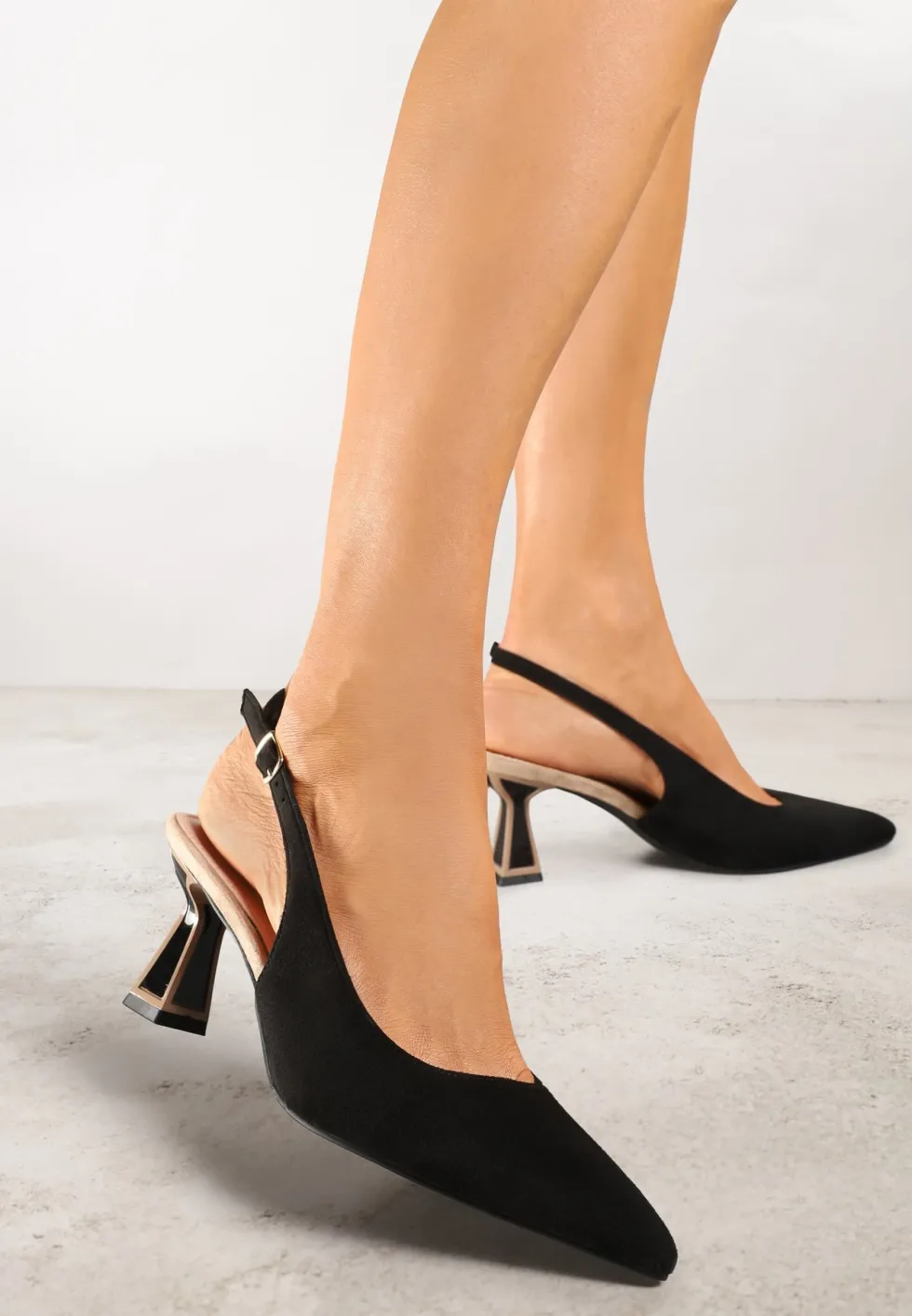 Czarne Sandały Vices na Kaczuszce Typu Slingback Edilitha