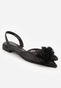Czarne Sandały Vices Slingback z Siateczkową Cholewką Ozdobione Kwiatem 3D Lilivora