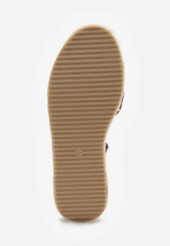 Czarne Sandały z Plecionki w Stylu Boho VICES z Paskami w Kształcie X Nahmala