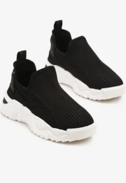 Czarne Siateczkowe Buty Sportowe Sneakersy Wsuwane Zdobione Tłoczeniami Nusadela