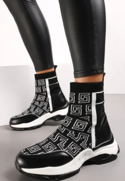 Czarne Skarpetkowe Sneakersy na Płaskiej Grubej Podeszwie Parnelia