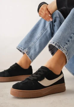 Czarne Sneakersy Kultowe Tenisówki z Zamszu Naturalnego ze Skórzaną Wkładką Rionae