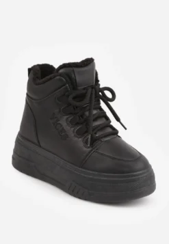Czarne Sneakersy na Grubej Podeszwie Mocno Ocieplane Futrem Leavinael