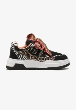 Czarne Sneakersy na Grubej Podeszwie z Ozdobnymi Sznurówkami Zeldema
