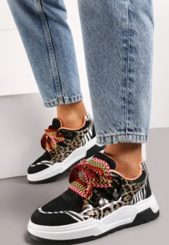 Czarne Sneakersy na Grubej Podeszwie z Ozdobnymi Sznurówkami Zeldema