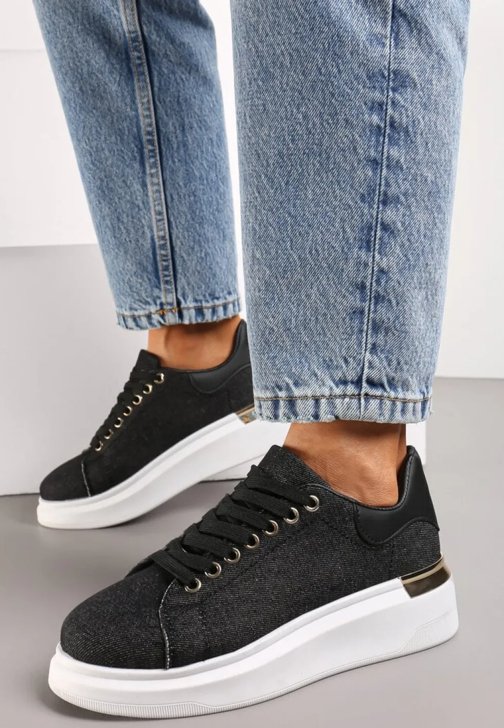 Czarne Sneakersy na Grubej Podeszwie Mivana
