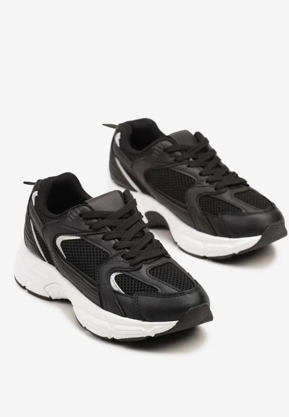 Czarne Sneakersy na Grubej Podeszwie z Cholewką z Siateczką Zollexia