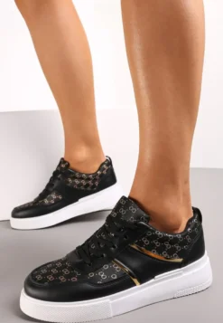 Czarne Sneakersy na Grubej Podeszwie z Wzorzystą Cholewką z Błyszczącą Nitką Jaile