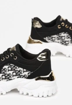 Czarne Sneakersy na Grubej Podeszwie z Metaliczną Wstawką Austyna