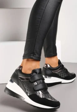 Czarne Sneakersy na Niewysokiej Koturnie na Rzepy Portha