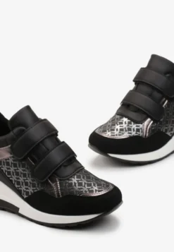 Czarne Sneakersy na Niewysokiej Koturnie na Rzepy Portha
