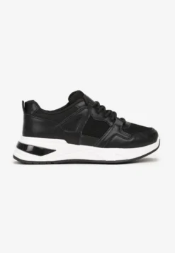 Czarne Sneakersy na Ozdobnej Podeszwie ze Sznurowaniem Clarie
