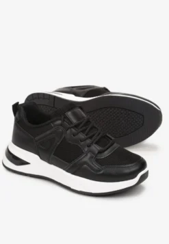 Czarne Sneakersy na Ozdobnej Podeszwie ze Sznurowaniem Clarie