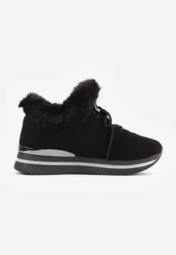 Czarne Sneakersy na Płaskiej Podeszwie z Napisem i Futerkiem Taricea