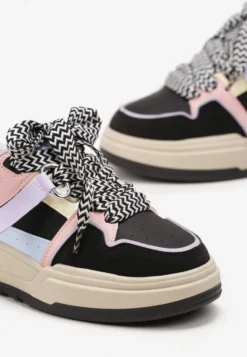 Czarne Sneakersy na Płaskiej Podeszwie z Grubymi Sznurówkami i Przeszyciami Joliat