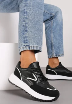 Czarne Sneakersy na Płaskiej Podeszwie z Geometrycznym Motywem Erithnia