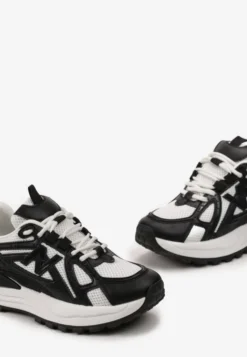 Czarne Sneakersy na Platformie z Wstawkami z Siateczki Epionna