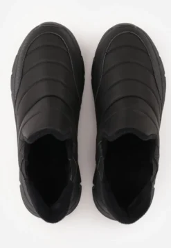 Czarne Sneakersy Śniegowce na Platformie z Tłoczeniem i Pikowaną Cholewką Vermina